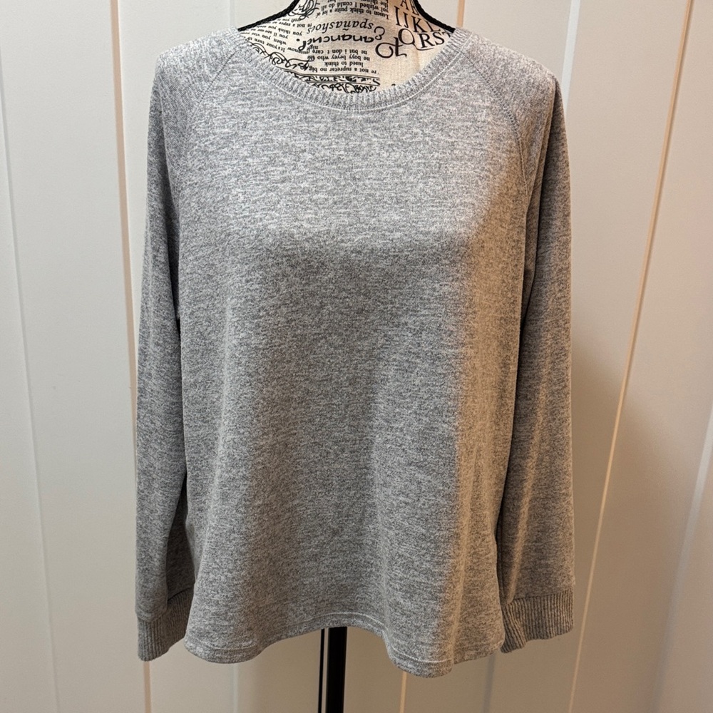 💜2/$15💜 Live Love Lounge by Karen Neuburger Heather Gray Women's Sweatshirt